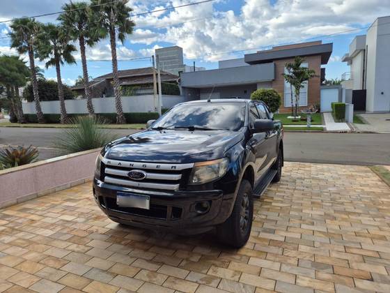 FORD RANGER 2.5 XLS 4X2 CD 16V FLEX 4P MANUAL FORD RANGER 2.5 XLS 4X2 CD 16V FLEX 4P MANUAL